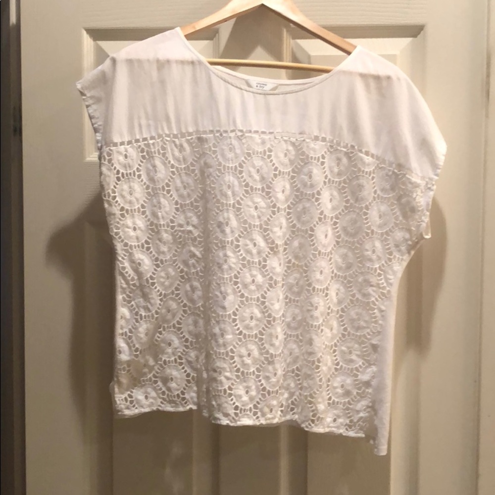 Crown & Ivy White Top